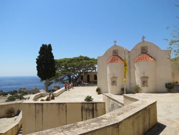 Мужской монастырь Превели