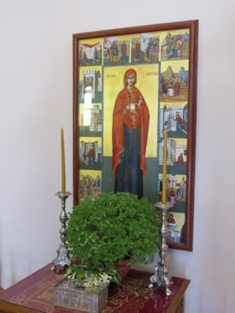 Икона и святые мощи вмч. Марины верхний храм